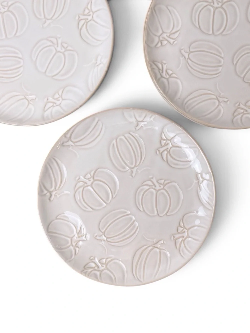 Hobby Lobby Embossed Ceramic Salad Plates/Bowls Set Cream/White Pumpkins 12 pc.